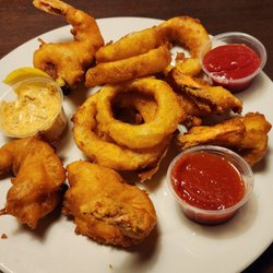 Wixom Station - Originally there were 7 shrimp & 3x more onion rings