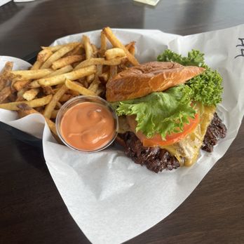 The Ranch - Single ranch cheeseburger - Burgers Near Me - Vantage, Washington