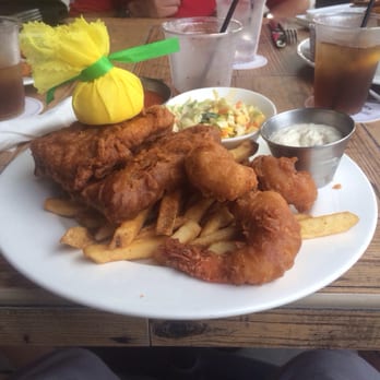 Skipper's Dockside - Fish and chips with jumbo shrimp for an extra $3 - Seafood Near Me - Key Largo, Florida