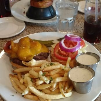 Mallards Cafe & Pub - Bacon Cheeseburger with garlic fries on a gluten free bun. - Burgers Near Me - Welches, Oregon