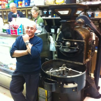 Carmel Grocery - Steve the owner - Grocery Near Me - Forest Hills, New York