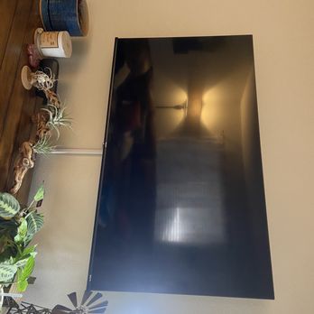 JCL Handyman - Tv mounted to wall - Handyman Near Me