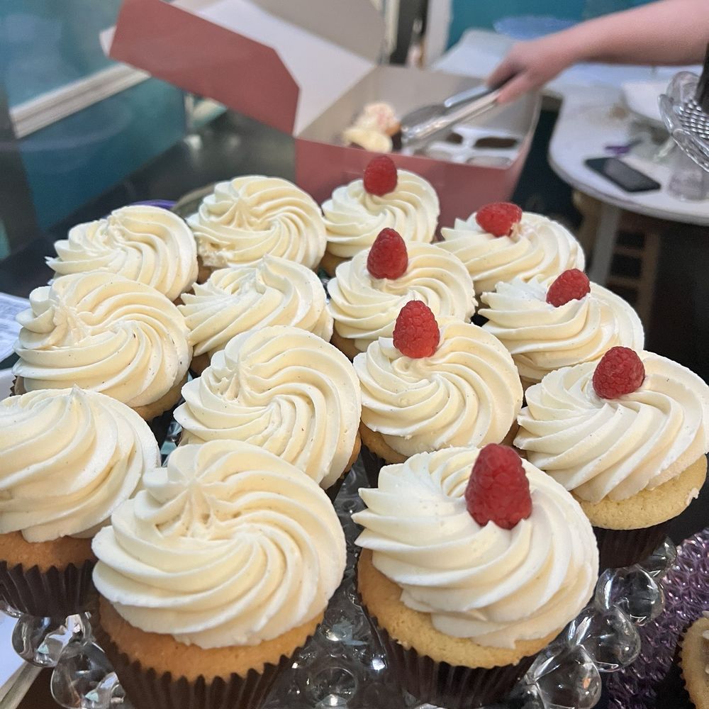 Lavender Moon Cupcakery - Bakeries Near Me - Alexandria, Virginia Lavender Moon Cupcakery - Bakeries Near Me - Alexandria, Virginia
