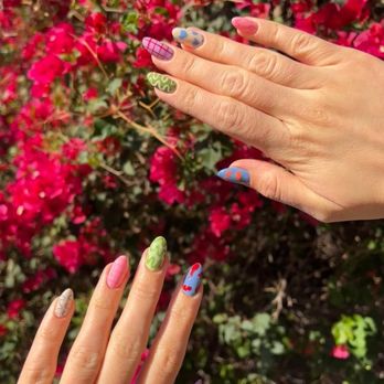 Salon Glo - Hair Salons Near Me - Encino, California