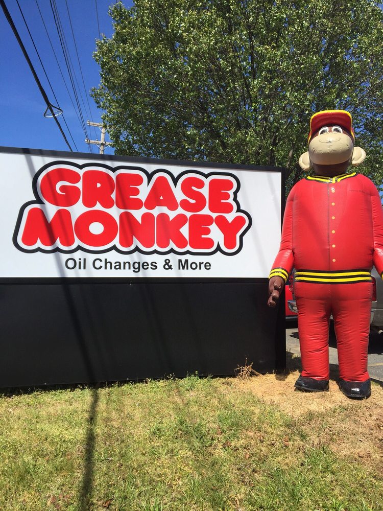 GREASE MONKEY 958 11 Photos & 20 Reviews Auto Repair 14935 Brown