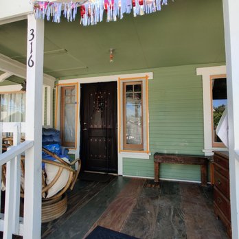 American Window Restoration - A view from the front. - Windows Installation Near Me - Long Beach, California American Window Restoration - A view from the front. - Windows Installation Near Me - Long Beach, California