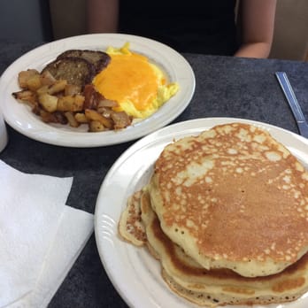 Nelsons Cafe - Nelson's Breakfast - American Near Me - Niagara Falls, New York