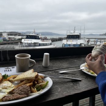 Eagle Cafe - Cute spot to enjoy breakfast. - New American Near Me - San Francisco, California