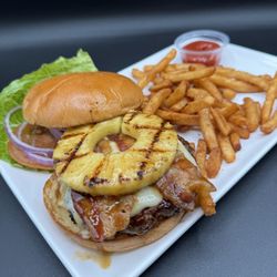 Palm & Paddle Grille
