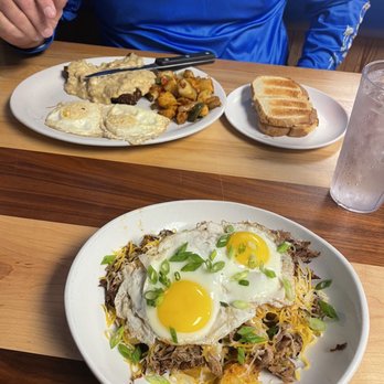 Sharkeys - County fried steak and a pull pork breakfast fantasy lol - American Near Me - Key Largo, Florida