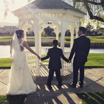Thuy's Pro Bridal Alterations - Sewing & Alterations Near Me - Milpitas, California Thuy's Pro Bridal Alterations - Sewing & Alterations Near Me - Milpitas, California