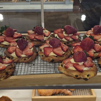 Paris Baguette - Bakeries Near Me - Las Vegas, Nevada