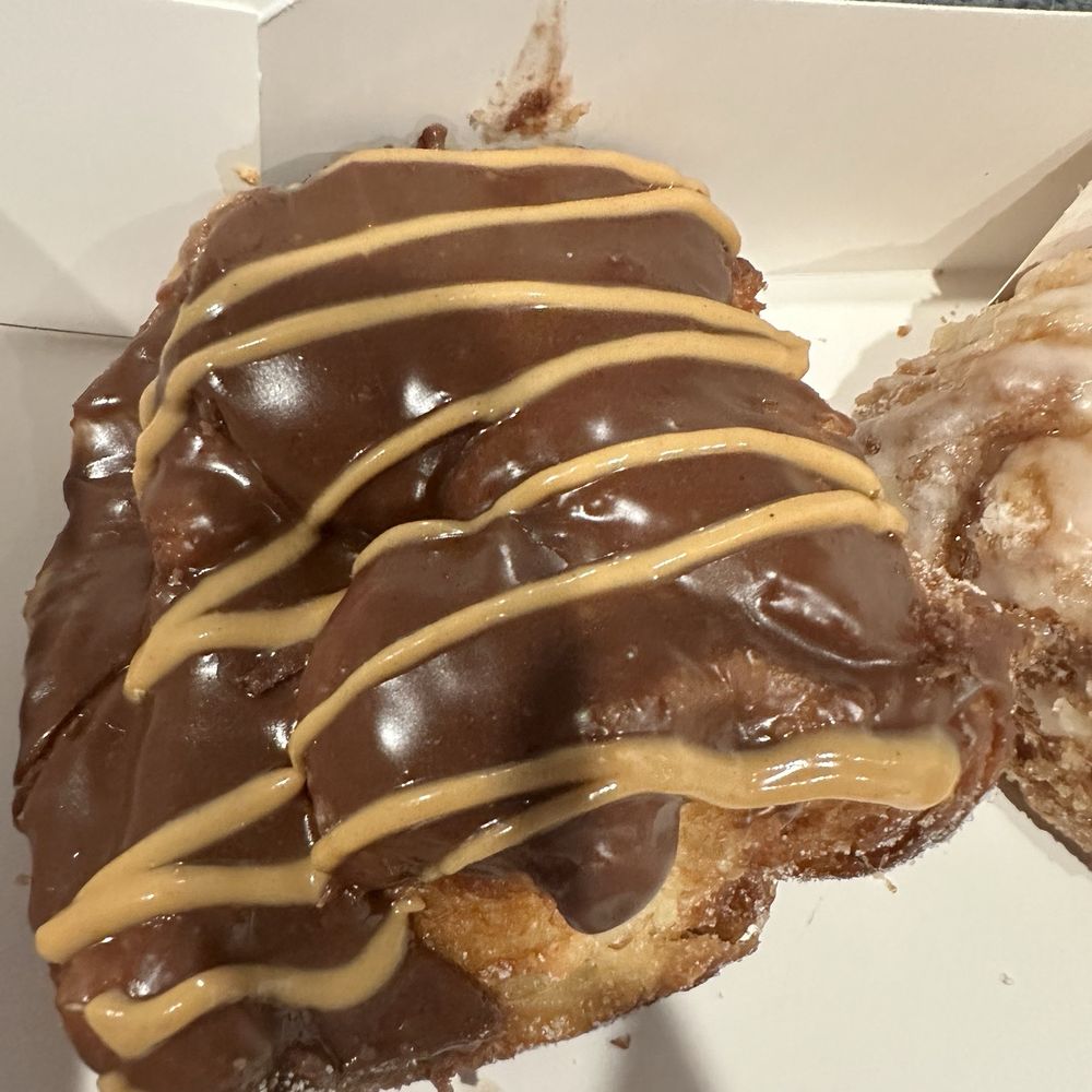 Parlor Doughnuts - Turtle - Coffee & Tea Near Me - Huntsville, Alabama Parlor Doughnuts - Turtle - Coffee & Tea Near Me - Huntsville, Alabama