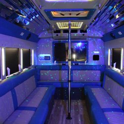 Froshpartybus - Come put a stamp to a memorable event with FROSHPARTYBUS