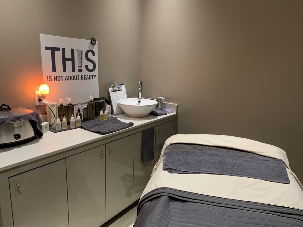 ECCOTIQUE SPAS & SALONS WILLOWBROOK LANGLEY 17 Photos & 12 Reviews 19705 Fraser Highway