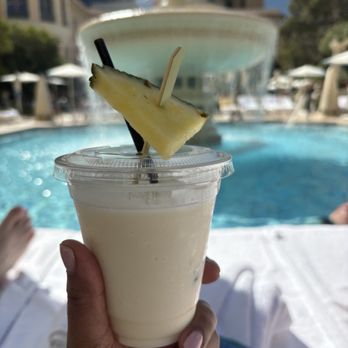 Bellagio Pool - Swimming Pools Near Me - Las Vegas, Nevada Bellagio Pool - Swimming Pools Near Me - Las Vegas, Nevada
