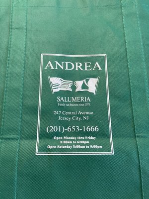Andrea Salumeria by null