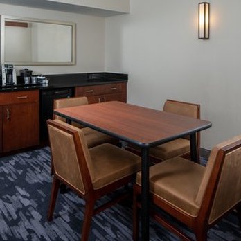 Fairfield by Marriott Inn & Suites Destin - Hotels Near Me - Destin, Florida