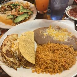 LOS GENERALES MEXICAN RESTAURANT - Combo plate