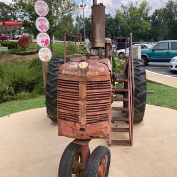 Peach Park - Peach  Park - Ice Cream & Frozen Yogurt Near Me - Clanton, Alabama