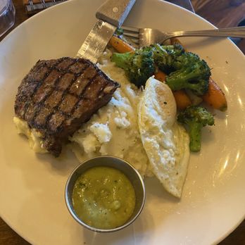 Cafe Bellini - Sirloin steak with an egg - Breakfast & Brunch Near Me - Petaluma, California Cafe Bellini - Sirloin steak with an egg - Breakfast & Brunch Near Me - Petaluma, California