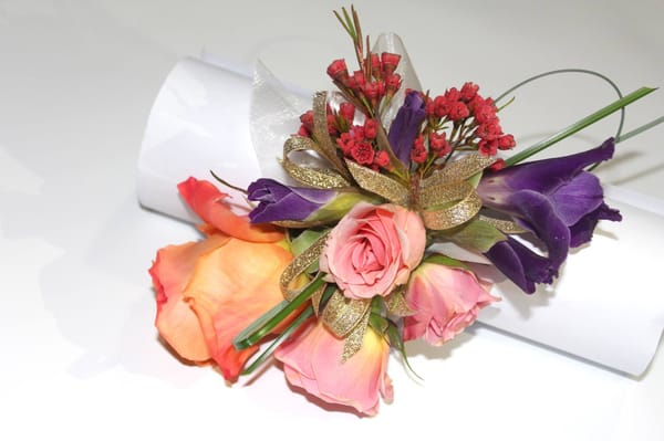 Elite Flowers and Gifts by null