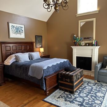 Butterfly Ridge Mountain Retreat - Bed & Breakfast Near Me Butterfly Ridge Mountain Retreat - Bed & Breakfast Near Me