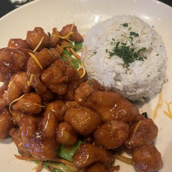 The Cheesecake Factory - Orange Chicken - Desserts Near Me - Edina, Minnesota