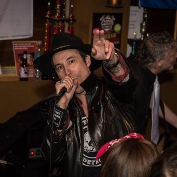 Firehouse Bar And Grill - Sponge live at Firehouse Bar and Grill playing right up front and personal with their fans.  (pictures from 360 Event Productions website) - Bars Near Me - St. Clair Shores, Michigan