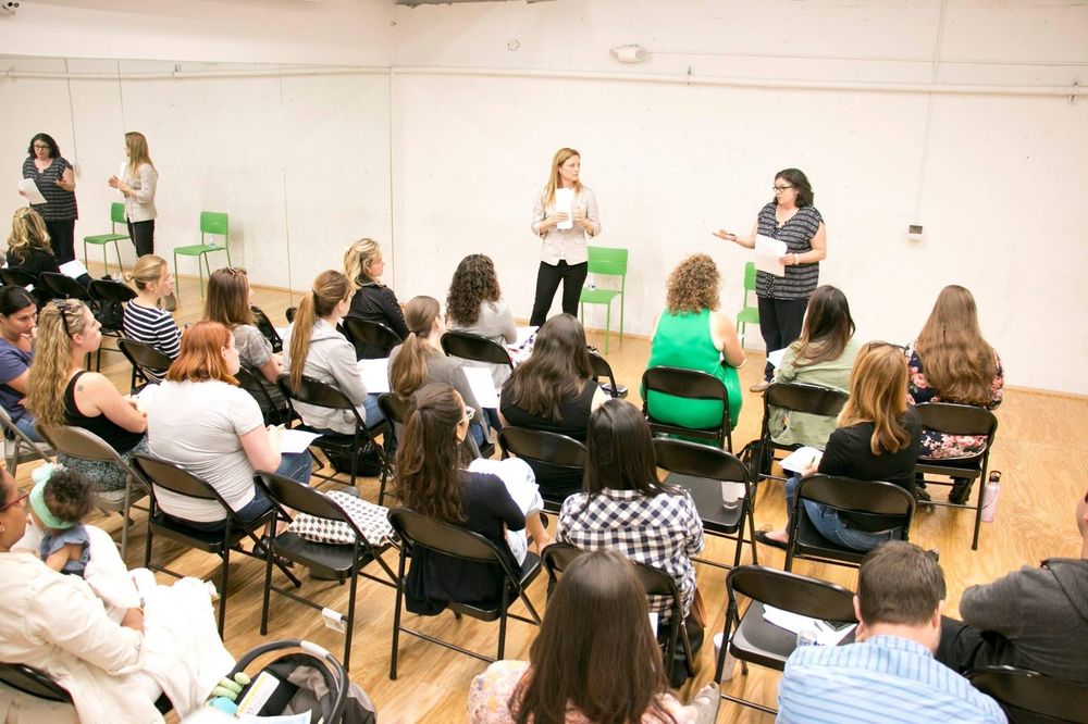 THE LA KINDERGARTEN CLASS Updated September 2024 32 Photos & 24