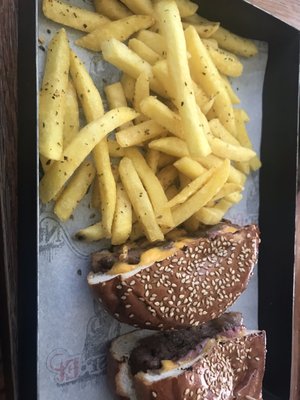 Saltbae Burger by null