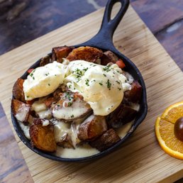 Breakfast Poutine