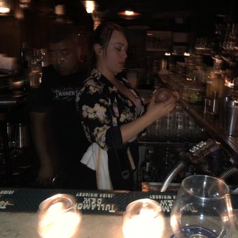 Tanner Smiths - Cocktail Bars Near Me - New York, New York Tanner Smiths - Cocktail Bars Near Me - New York, New York