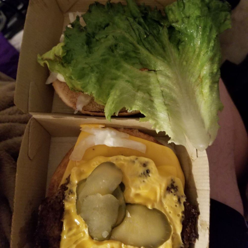 McDonald's - Quarter pound deluxe...... romaine lettuce, brown, and where's the tomato? - Fast Food Near Me - Hollywood, Florida McDonald's - Quarter pound deluxe...... romaine lettuce, brown, and where's the tomato? - Fast Food Near Me - Hollywood, Florida
