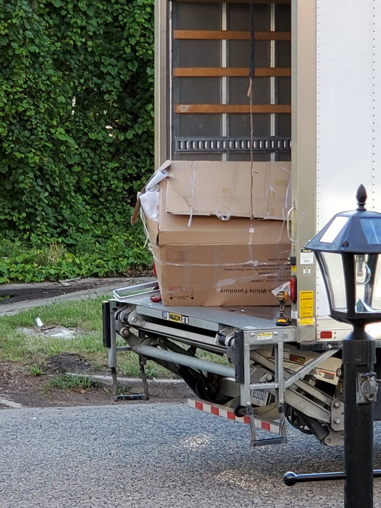 Gardner White Furniture 28 Photos 60 Reviews Furniture Stores 7680 Telegraph Rd Taylor Mi United States Phone Number Yelp