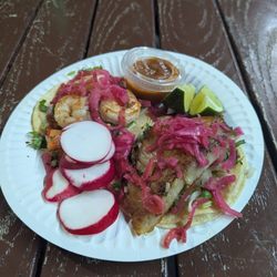 El Ostion Taco Truck - Taco de camaron, taco de pescado
