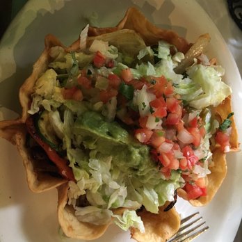 Carlos Cantina - Mexican Near Me - Iron Mountain, Michigan