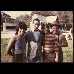 Moody Street Circus - Sacha Pavlata (far right) in the movie Big Top Pee Wee