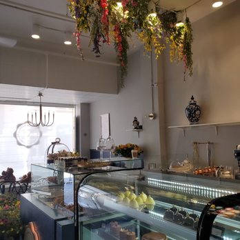 Melo Patisserie - Ambiance - Coffee & Tea Near Me - Vancouver, British Columbia Melo Patisserie - Ambiance - Coffee & Tea Near Me - Vancouver, British Columbia