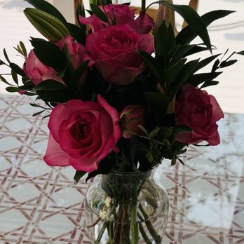 Shaw's - The tacky flowers that arrived-what is this-$15 worth of flowers?? - Grocery Near Me - Harwich Port, Massachusetts Shaw's - The tacky flowers that arrived-what is this-$15 worth of flowers?? - Grocery Near Me - Harwich Port, Massachusetts