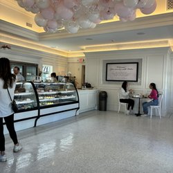 Daniella's Cafe and Market - Inside