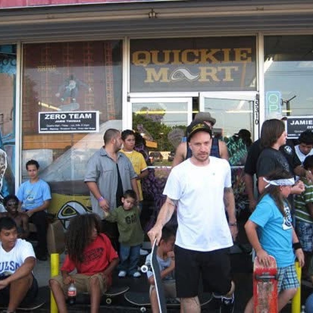 Quickie Mart - Jamie Thomas walking out the shop when the Zero team came - Disc Golf Near Me - Tulsa, Oklahoma