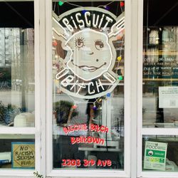 Biscuit Bitch - Exterior