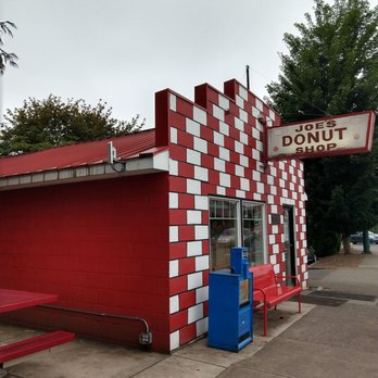 Joe's Donut Shop - Outside - Donuts Near Me - Sandy, Oregon Joe's Donut Shop - Outside - Donuts Near Me - Sandy, Oregon