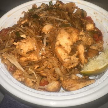 Maya Bay Thai - Pad Thai - Thai Near Me - Toronto, Ontario