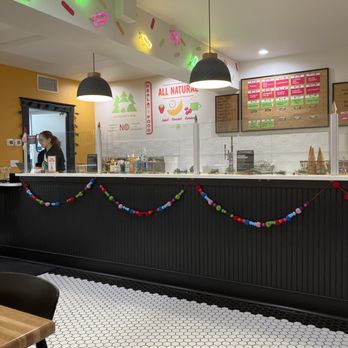 Ice Cream Social - Proctor - Inside - Desserts Near Me - Tacoma, Washington