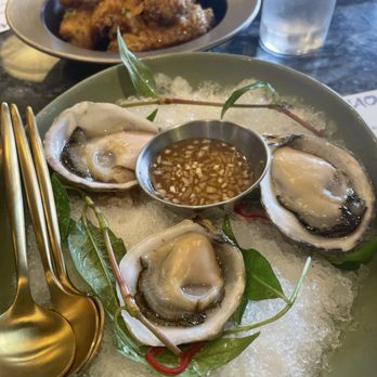 Chao - Kusshi oysters - Asian Fusion Near Me - Honolulu, Hawaii