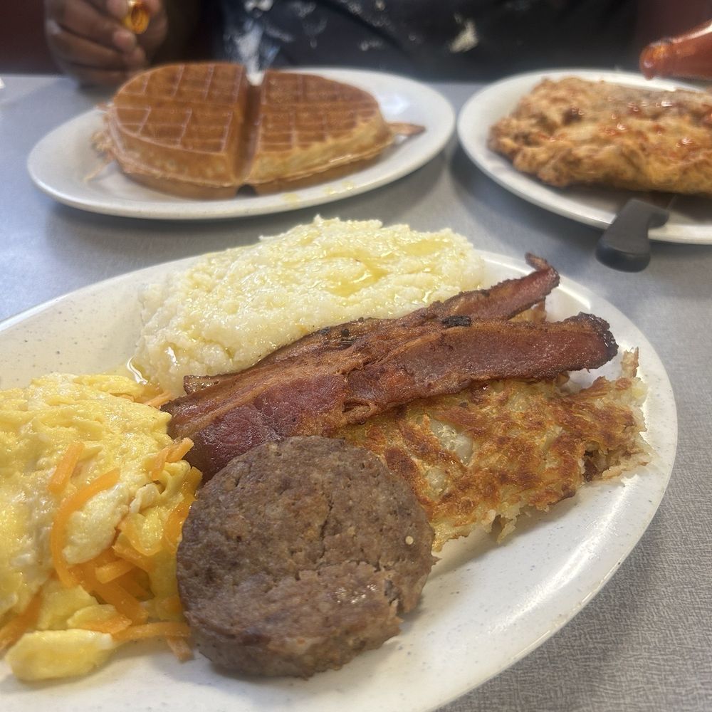 Frank's Grill - Diners Near Me - Houston, Texas