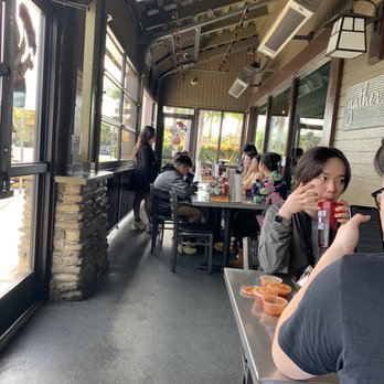 Phil's BBQ - Peoples enjoying their lunches - Barbeque Near Me - San Diego, California Phil's BBQ - Peoples enjoying their lunches - Barbeque Near Me - San Diego, California