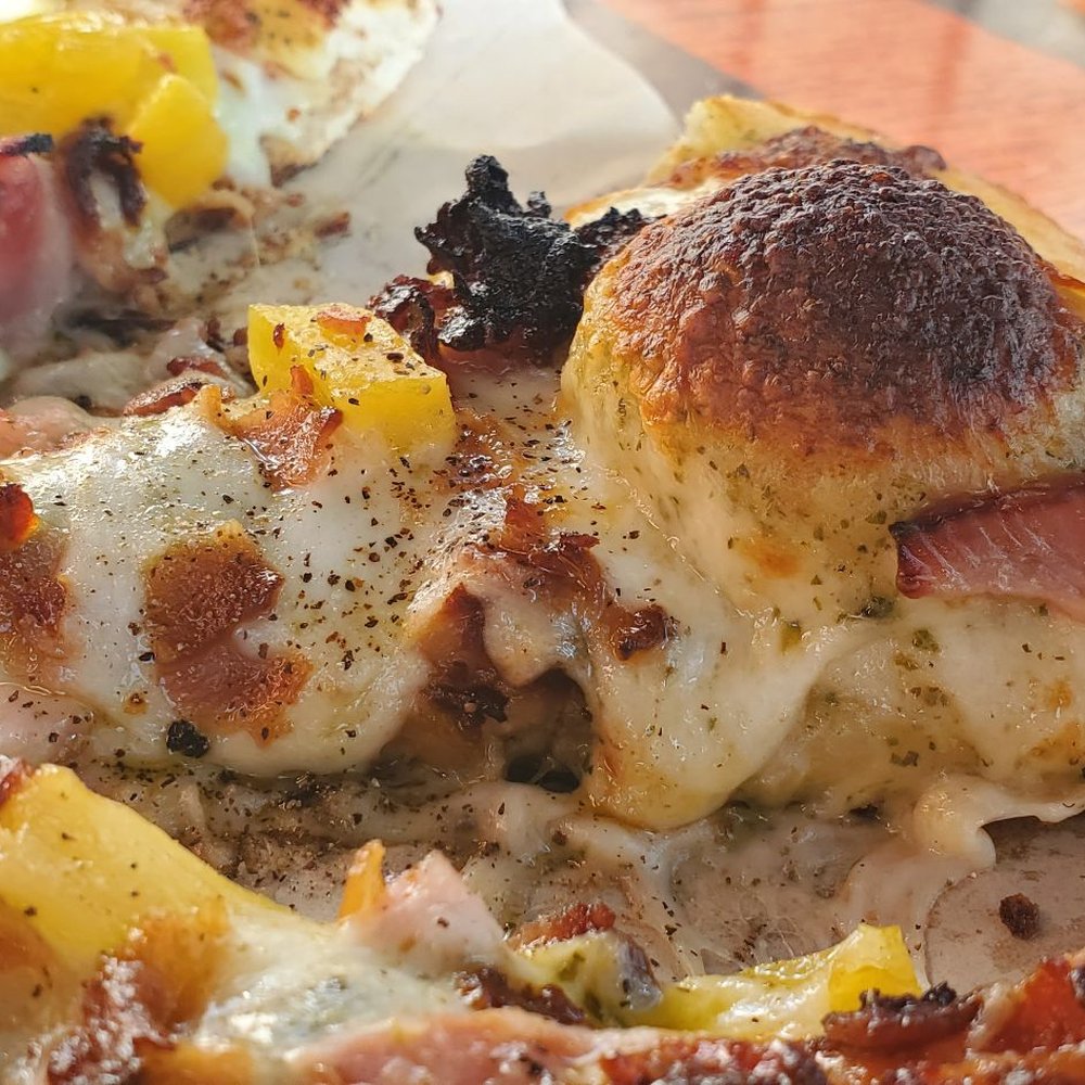 AJs Corner Brick Bar & Grill - Pesto Hawaiian pizza - Pizza Near Me - Baker City, Oregon